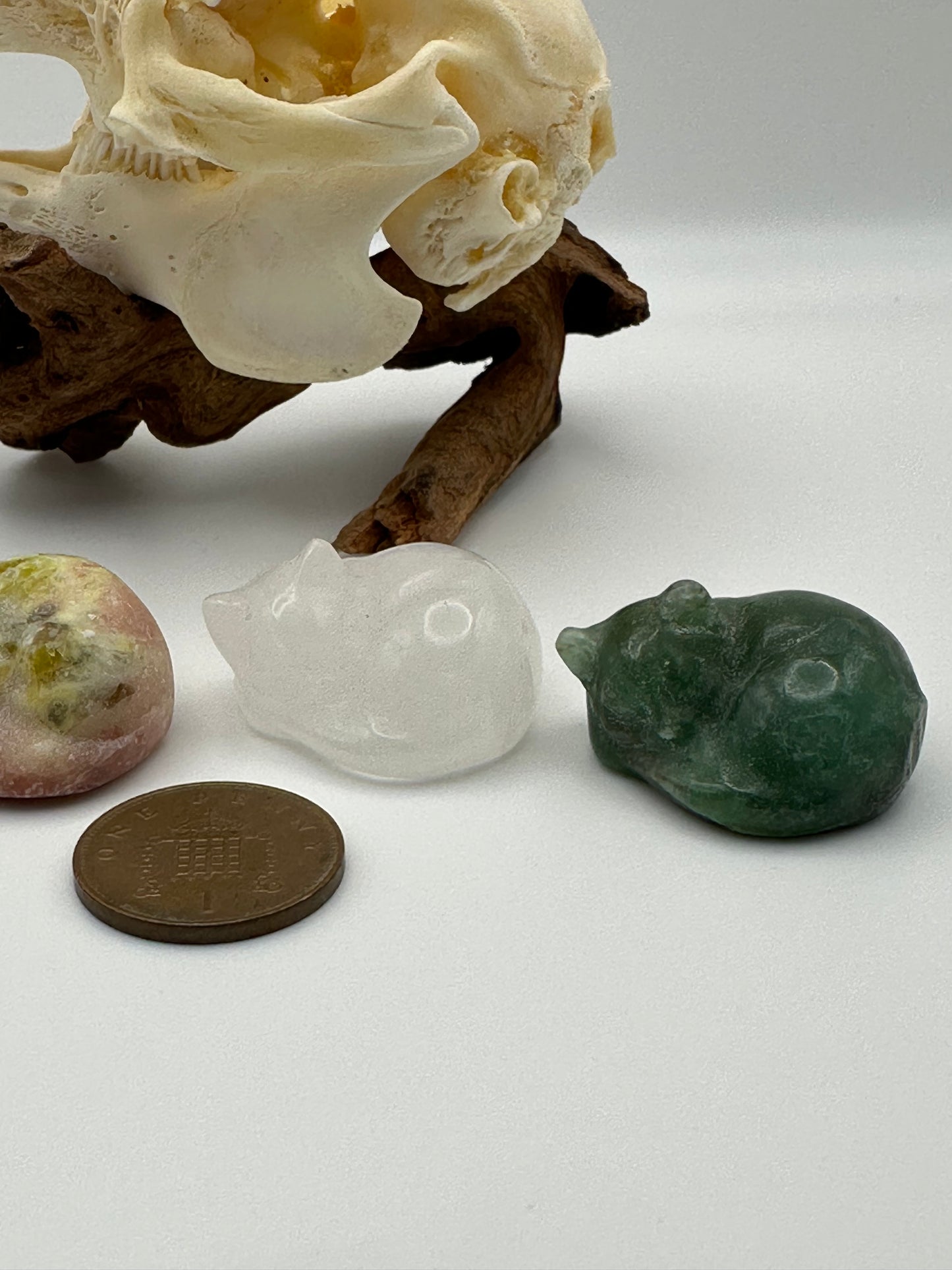 Crystal - Polished Sleeping Cat