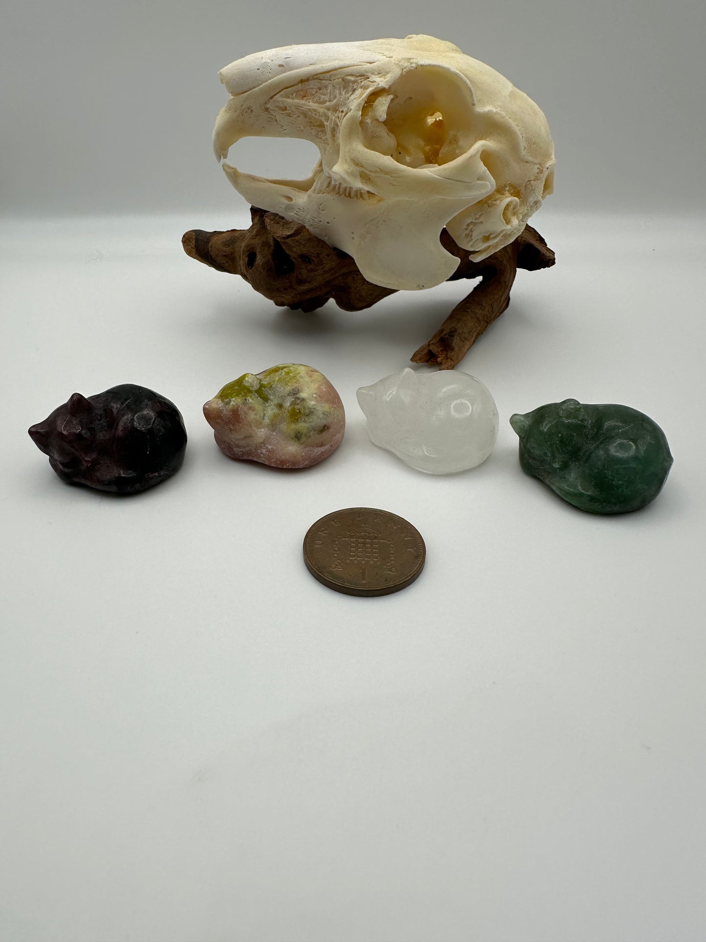 Crystal - Polished Sleeping Cat